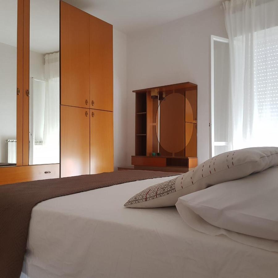 Kennedy Apartment Термоли Экстерьер фото